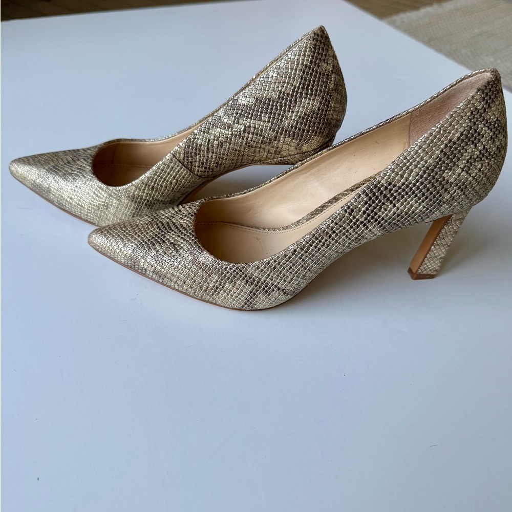 Vince Camuto Retsie Pump